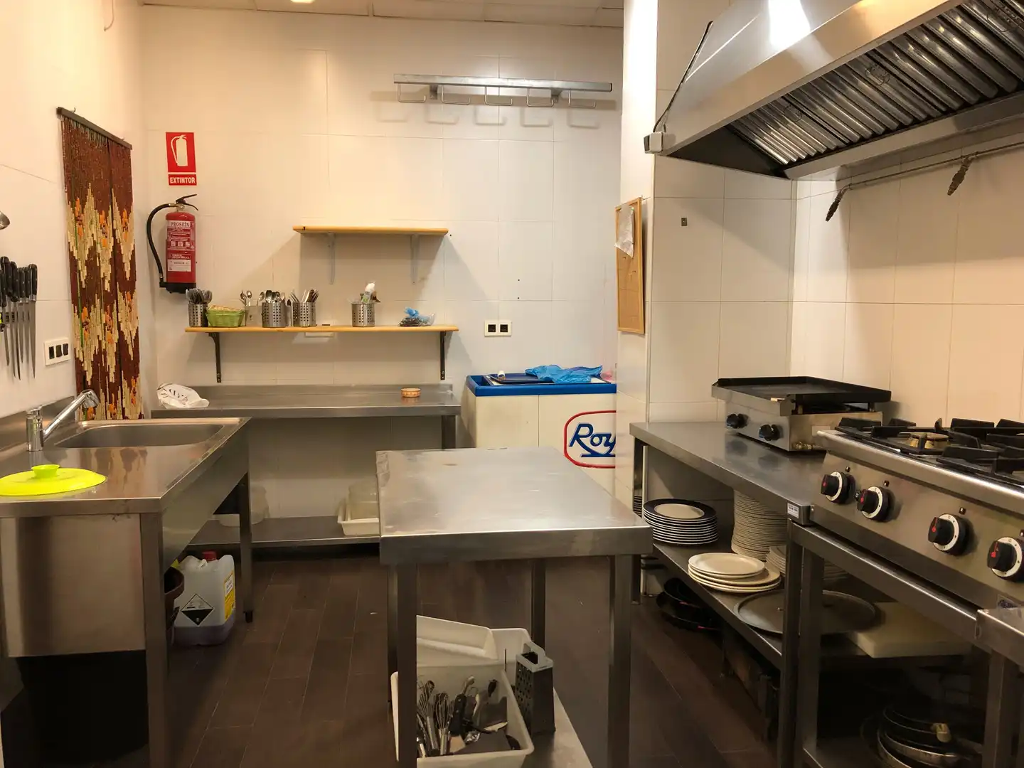 Kitchen of Commercial properties for sale in Ciudad Real  with Air Conditioner and Heating