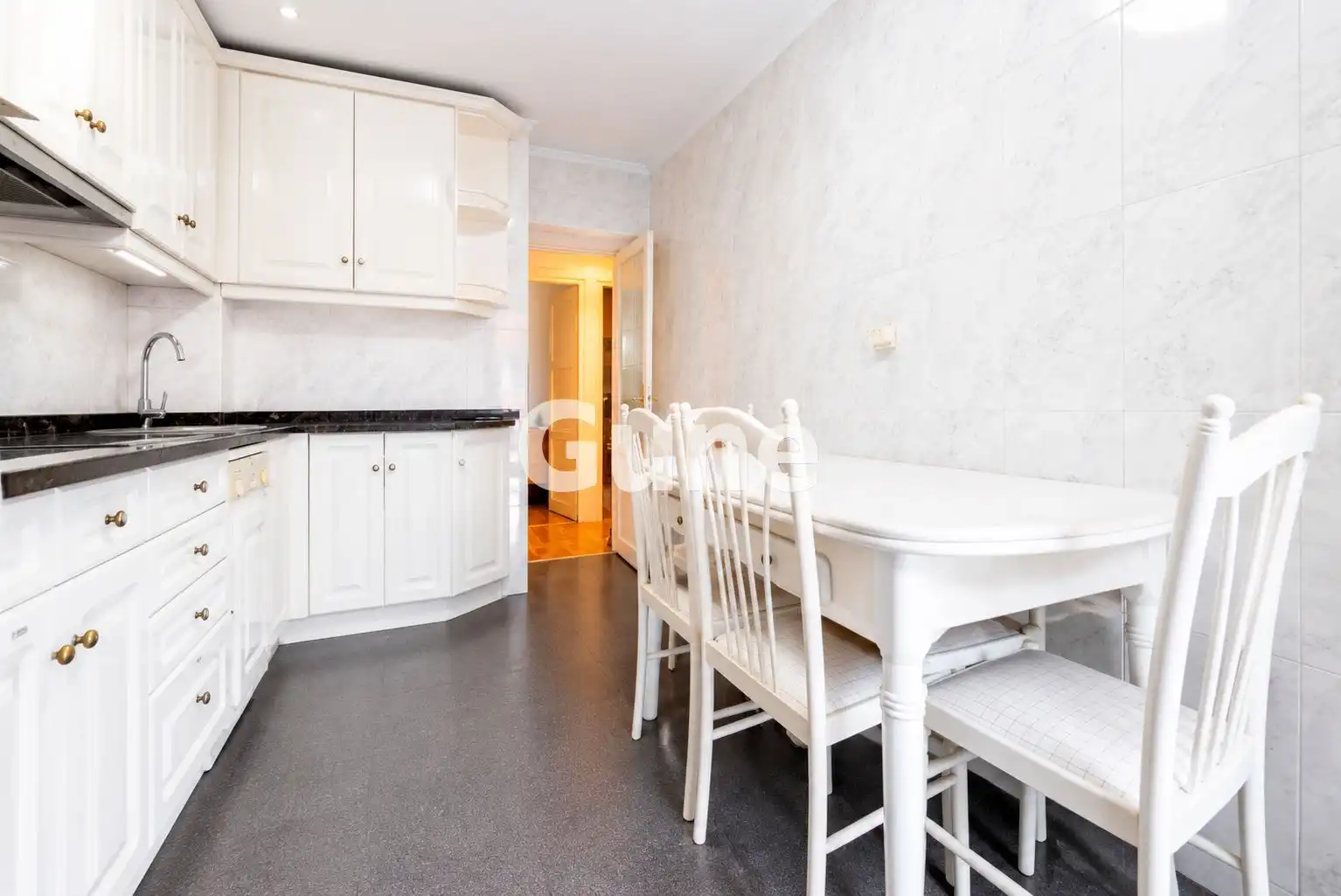 Cocina de Piso en venta en Beasain con Calefacción, Terraza y Trastero