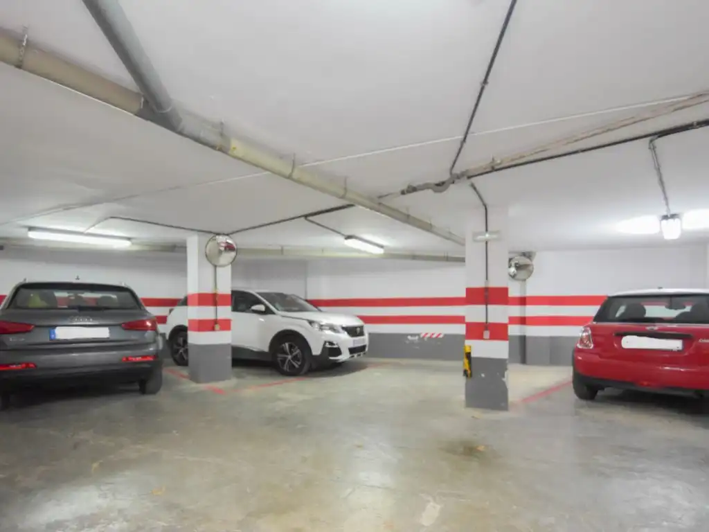 Parking of Flat for sale in Granada  with Heating