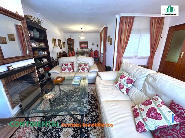 Casa adosada en Venta en El Puente en La Navata