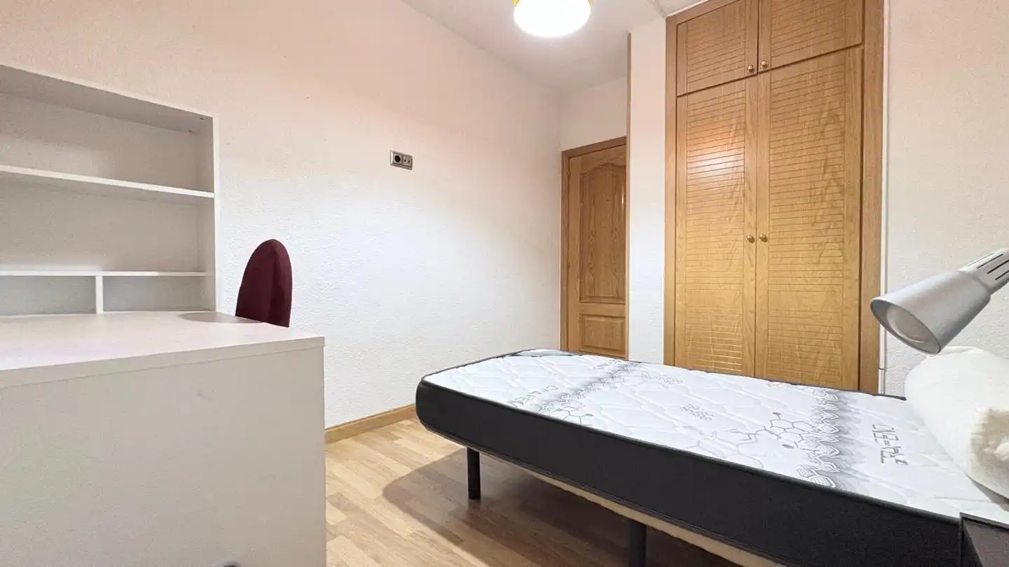 Piso con ascensor en venta en Caballería Española, imagen 39