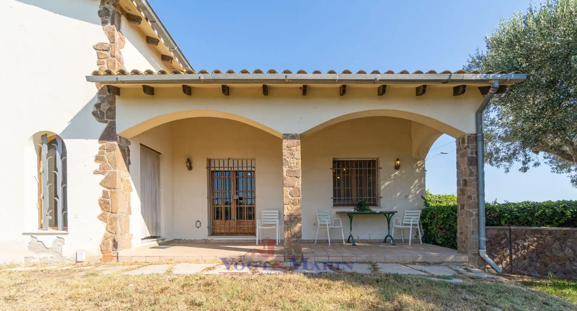 House with garden for sale in Carrer Empori, imagen 5