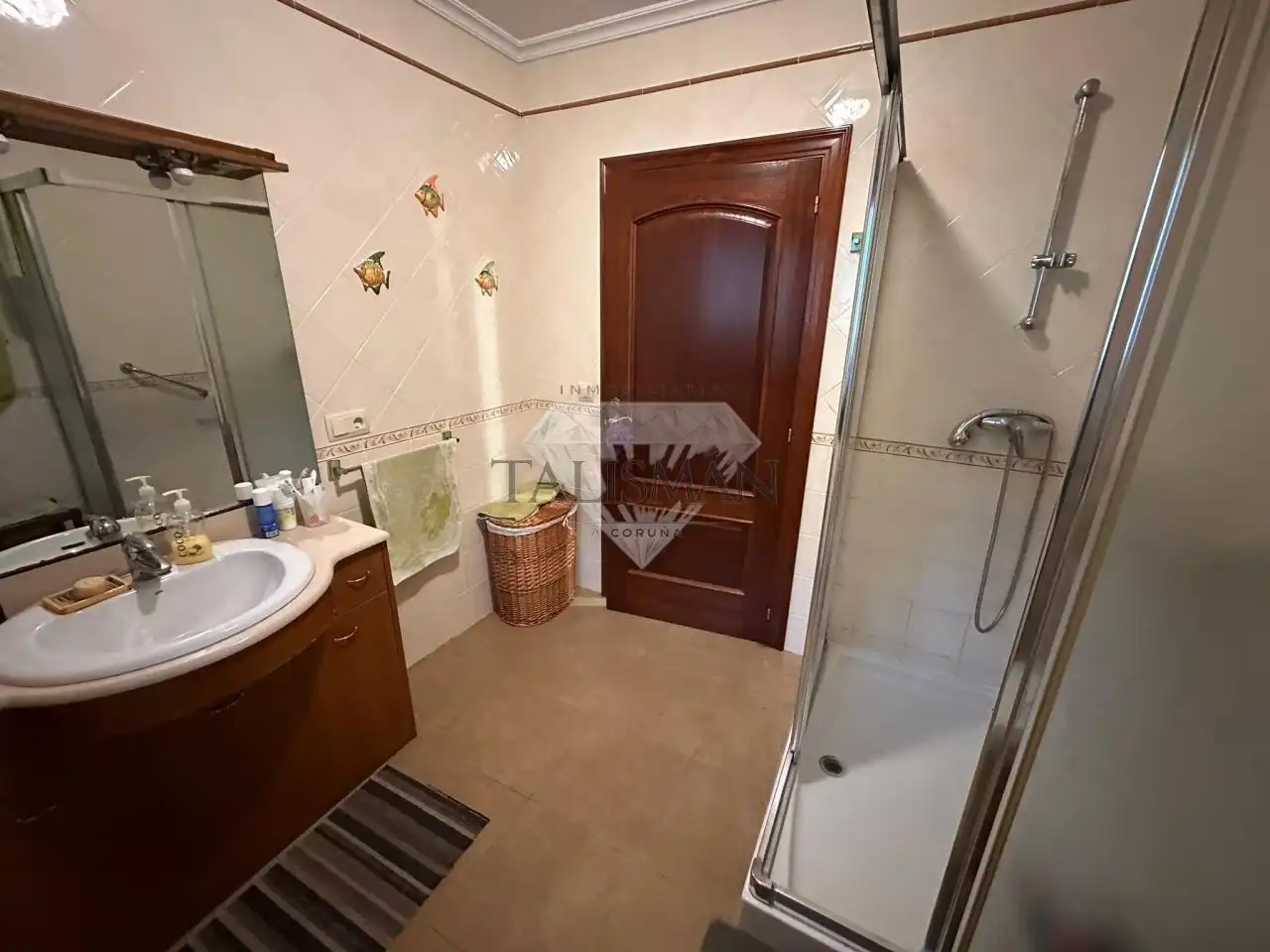 Bathroom of Houses for sale in Marín  with Heating, Private garden and Parquet flooring