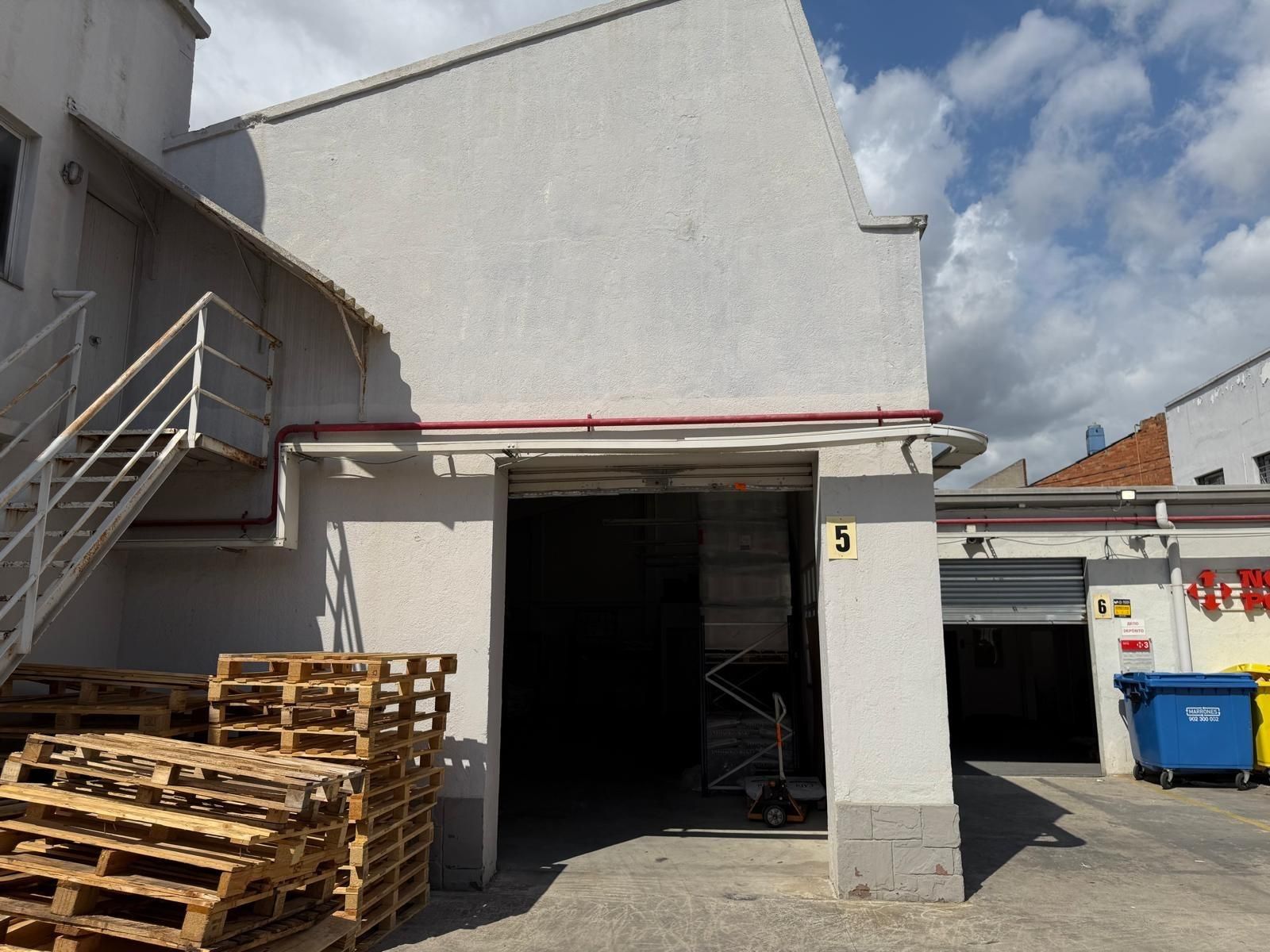 Exterior view of Industrial buildings to rent in  Barcelona Capital