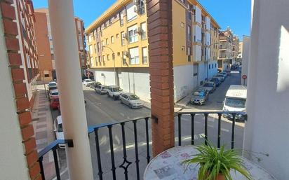 Vista exterior de Casa adosada en venda en Guadix amb Aire condicionat, Calefacció i Terrassa