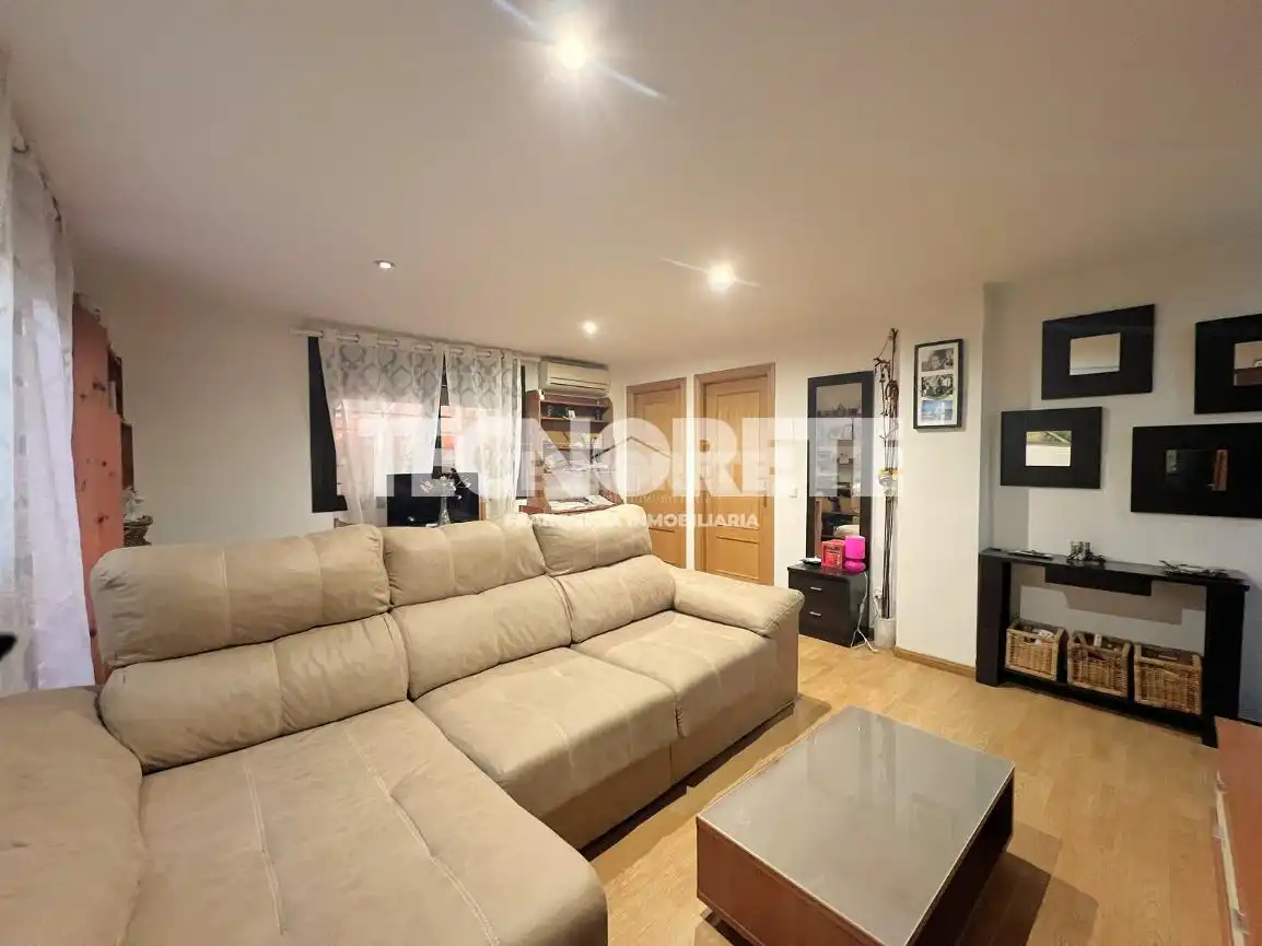 Wohnung zum Verkauf in Cobisa mit Heizung und Privatgarten