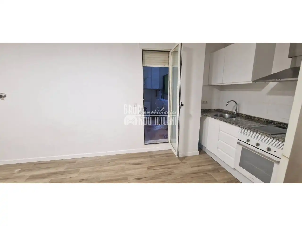 Loft zur Miete in Calle PALLETER, Benetússer