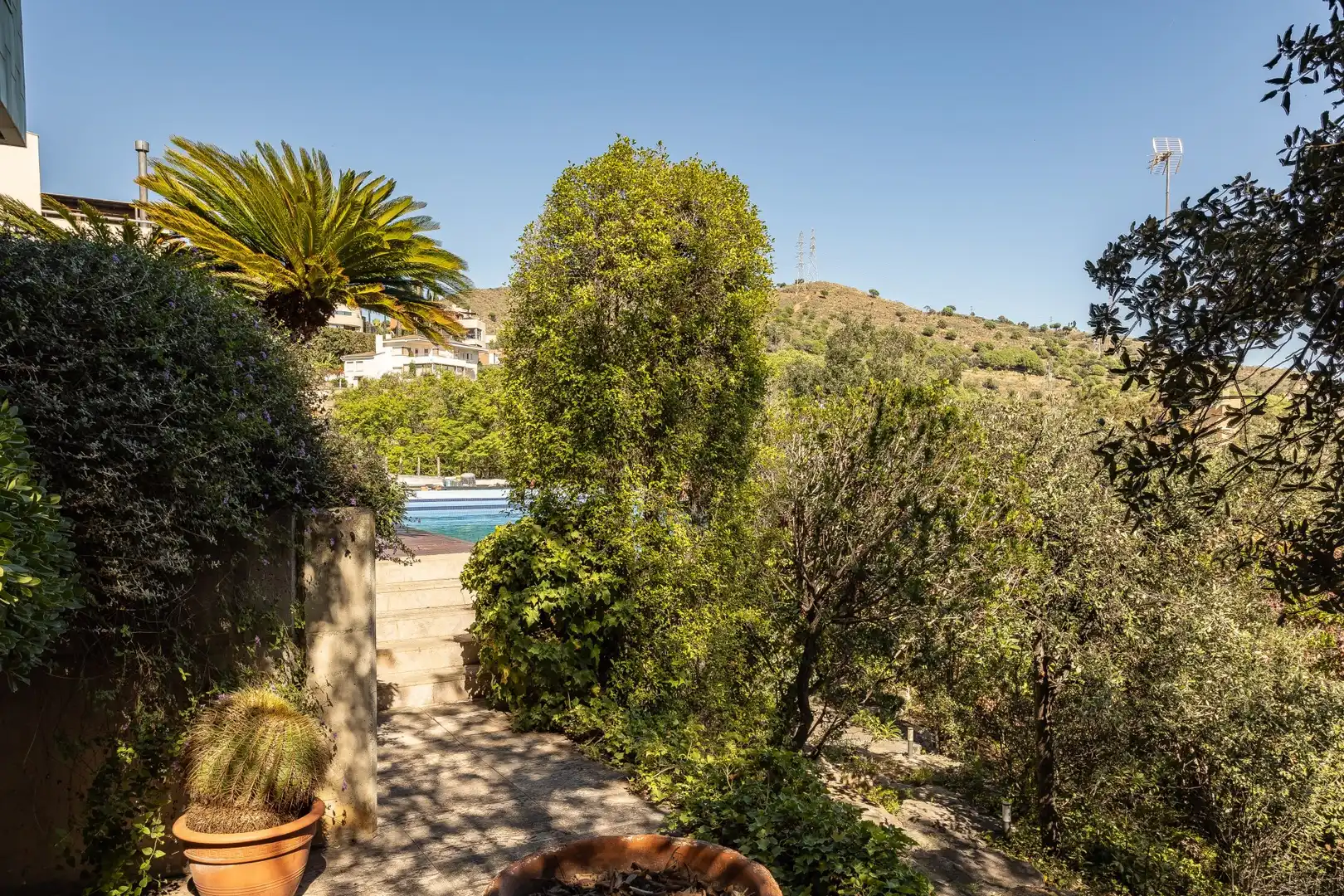 Jardí de Casa o xalet en venda en Esplugues de Llobregat amb Aire condicionat, Calefacció i Terrassa