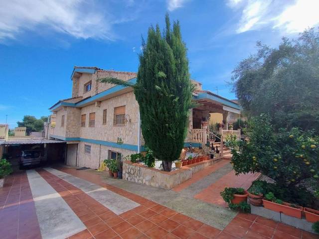 Casa-chalet en Venta en Calle ALTURY en Turís
