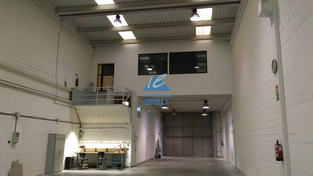 Nave industrial en Venta en Gumuzio Auzoa en Galdakao