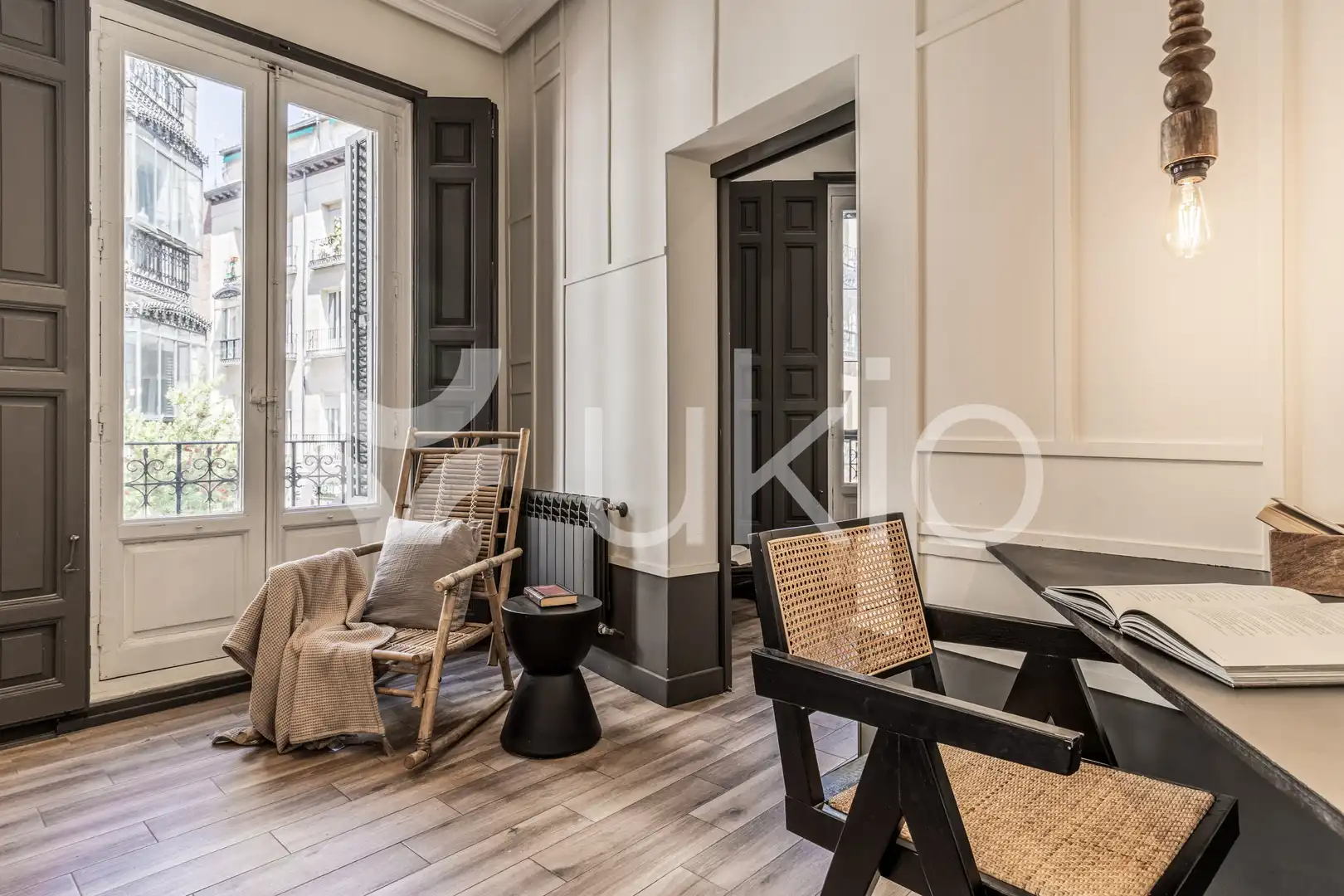 Apartament amb ascensor de lloguer a Calle de Gravina, imagen 5