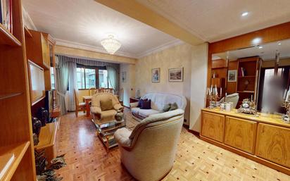 Living room of Flat for sale in  Madrid Capital  with Air Conditioner and Terrace