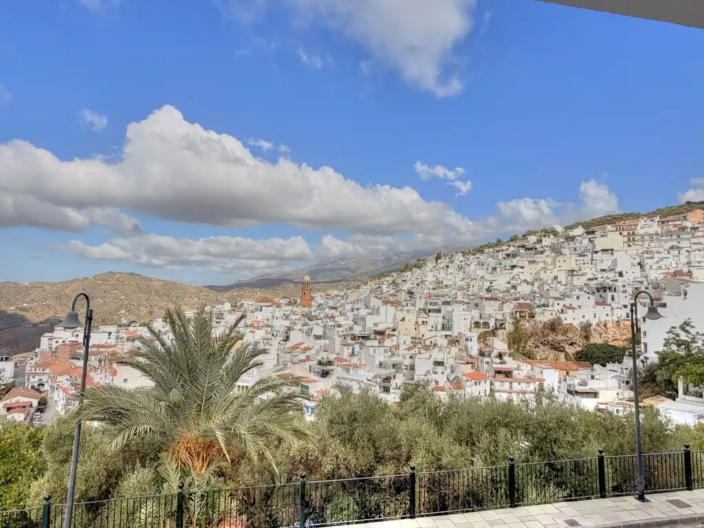 Casa rústica en venta en Cómpeta, imagen 2