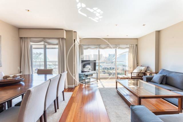 Piso en Alquiler en Pg. de l'Albereda en Penya - Roja - Avda. Francia