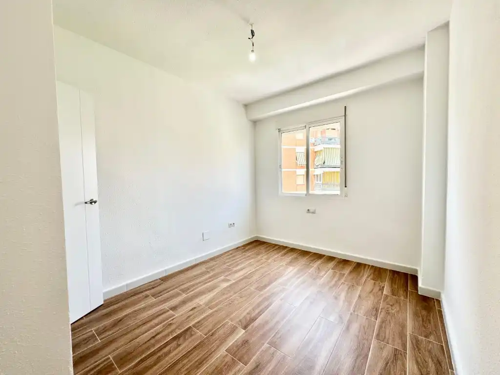 Schlafzimmer von Wohnung zur Miete in Córdoba mit Terrasse