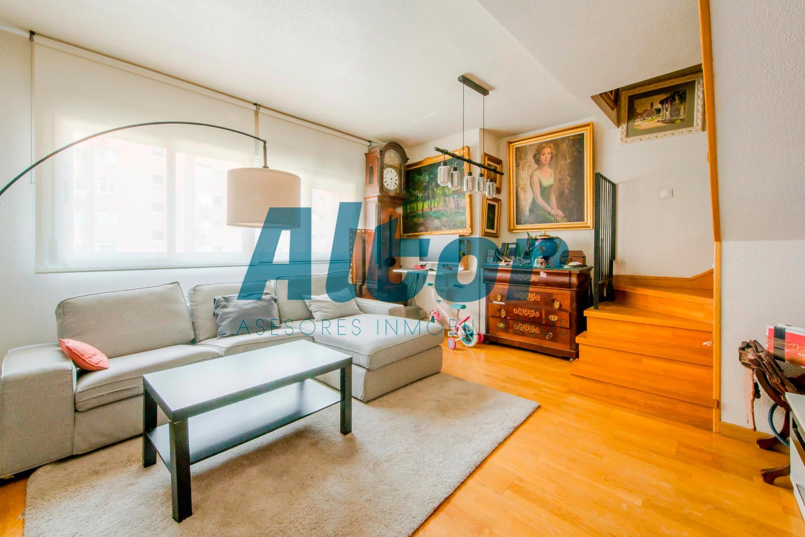 Living room of Duplex for sale in  Madrid Capital  with Air Conditioner, Heating and Storage room
