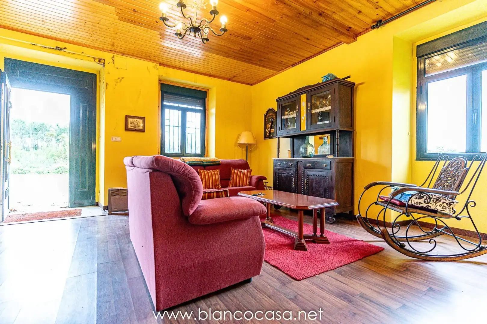 Living room of Houses for sale in Coristanco  with Private garden, Storage room and Furnished