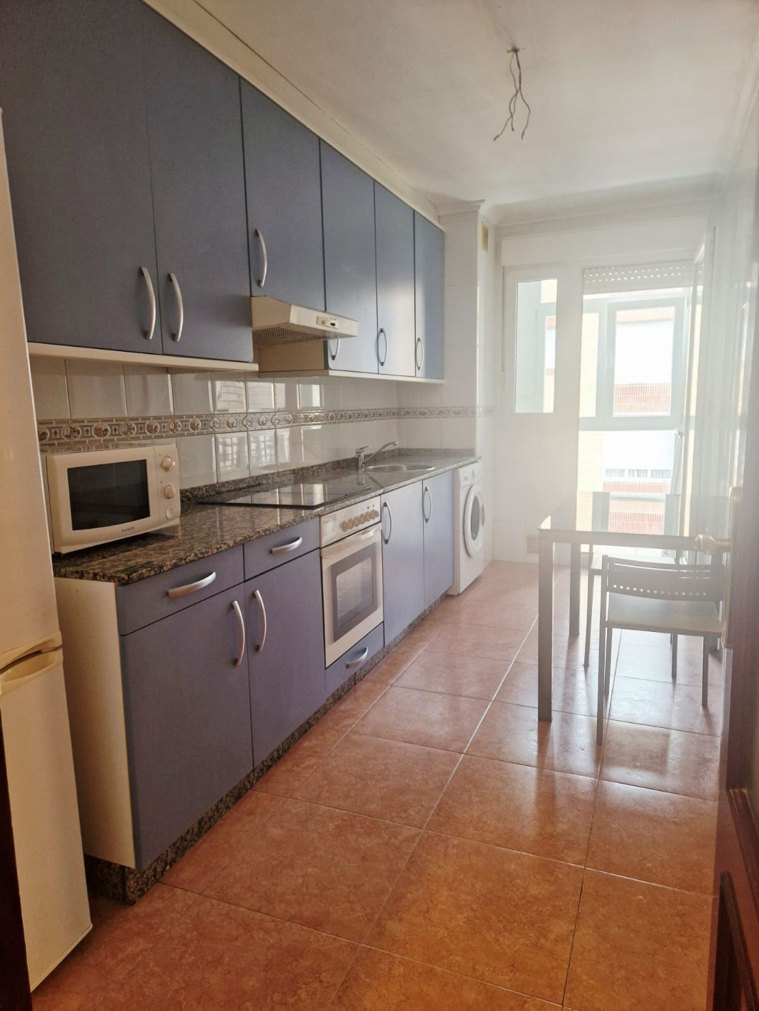 Cuina de Pis en venda en Corvera de Asturias amb Calefacció, Parquet i Terrassa