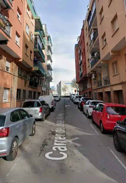 Außenansicht von Wohnung zum Verkauf in Barberà del Vallès