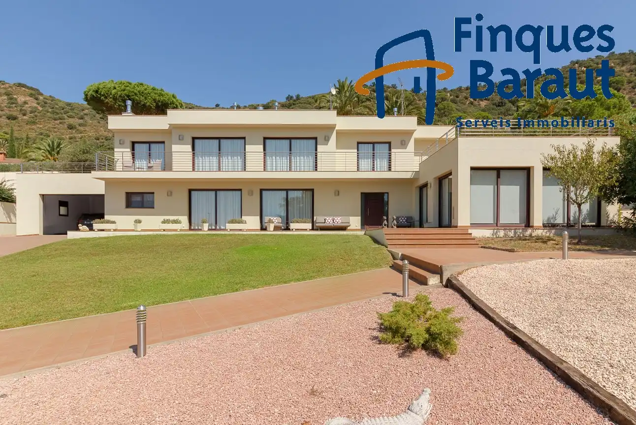 Exterior view of Houses for sale in Pau  with Air Conditioner, Heating and Private garden
