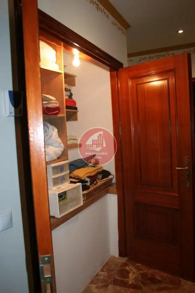 Casa o xalet en venda en Pontevedra Capital  amb Jardí privat, Terrassa i Moblat