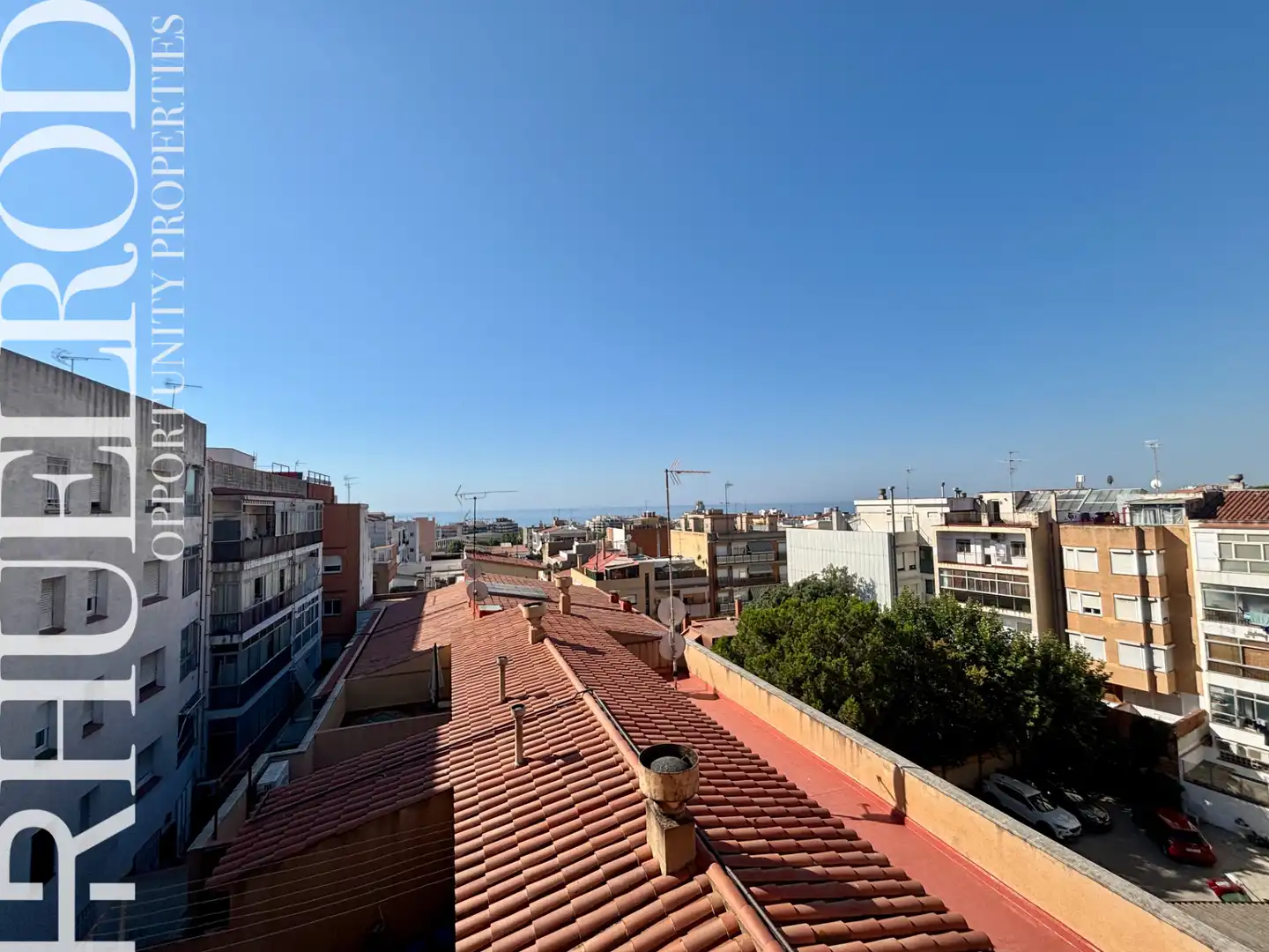 Exterior view of Flat for sale in Mataró  with Air Conditioner, Heating and Terrace