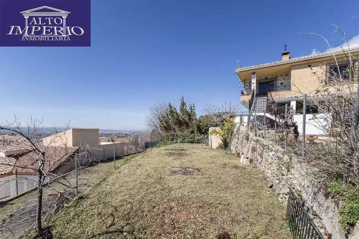 Haus mit Garten zum Verkauf in Barrio de la Vega, imagen 44