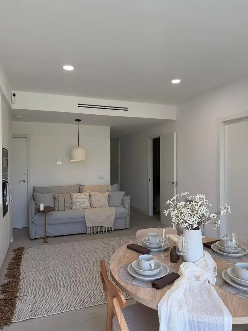 Sala d'estar de Pis de lloguer en Finestrat amb Aire condicionat, Calefacció i Jardí privat