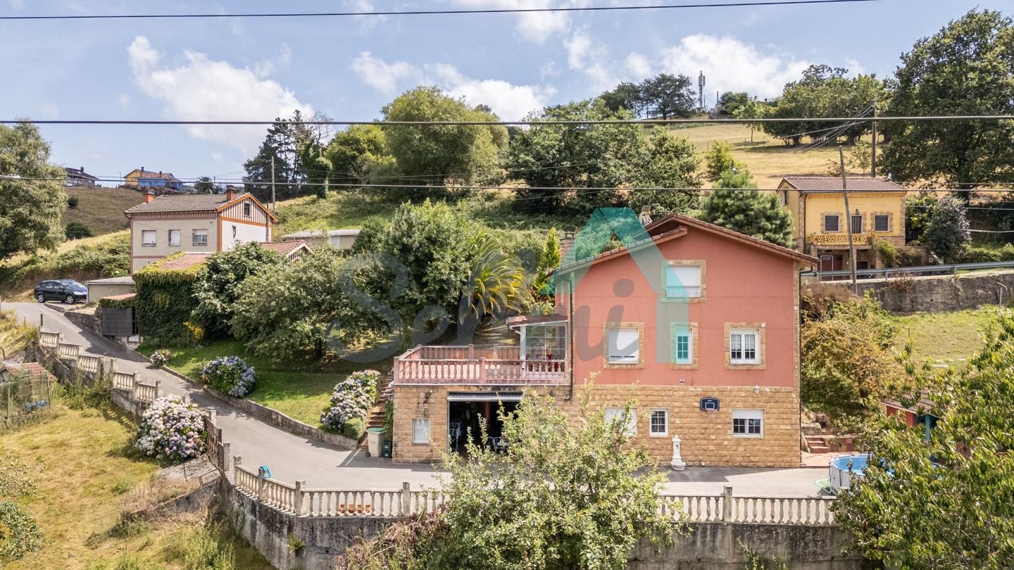 Exterior view of House or chalet for sale in Siero  with Heating, Private garden and Parquet flooring