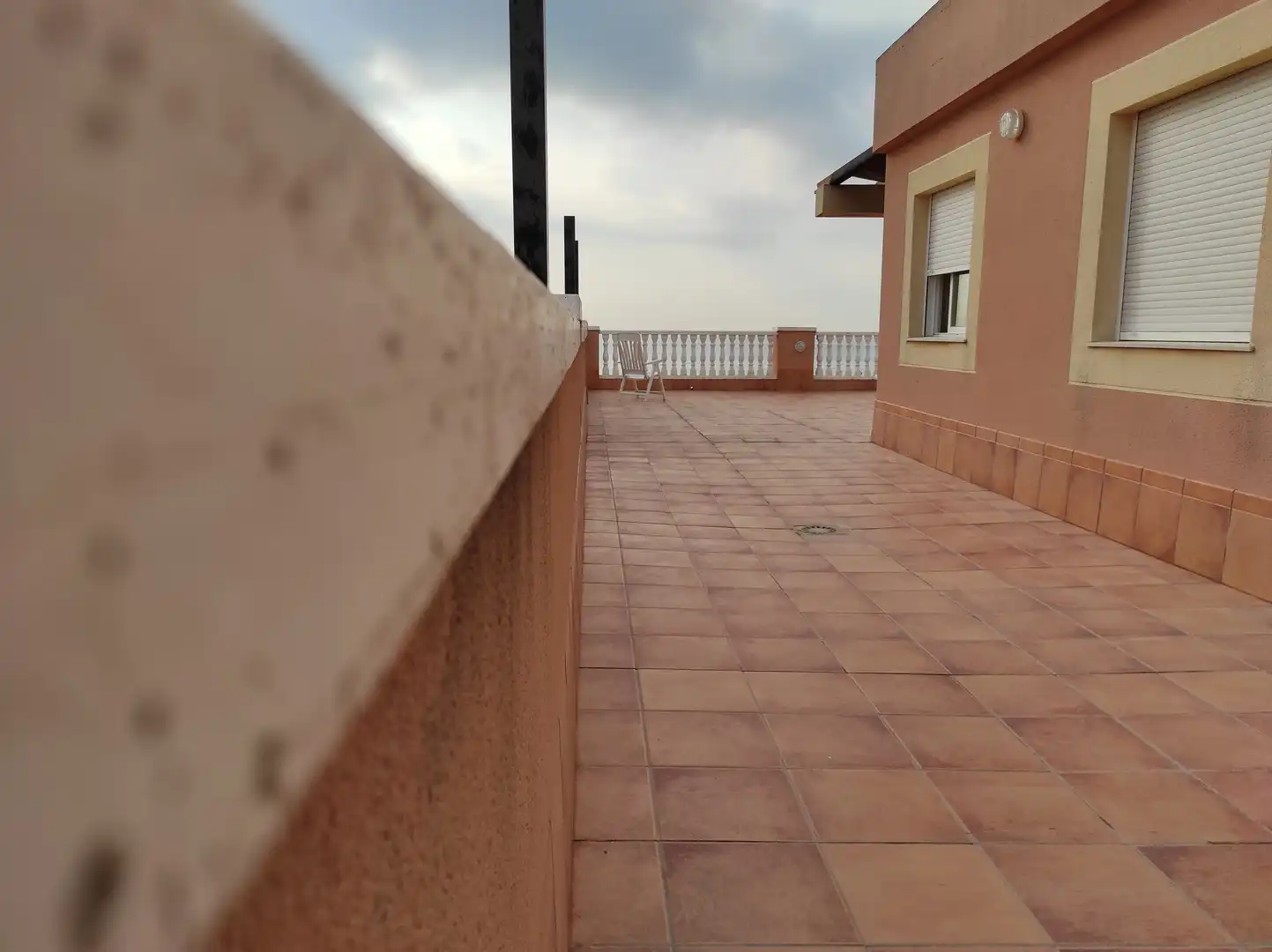 Terrasse von Dachboden zur Miete in Moncofa mit Klimaanlage, Terrasse und Abstellraum