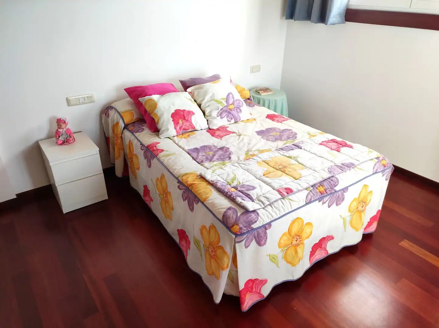 Habitación de Casa o chalet en venta en Bergondo con Calefacción, Jardín privado y Parquet