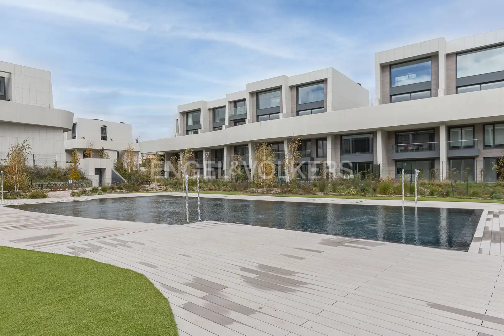 Vista exterior de Pis de lloguer en Pozuelo de Alarcón amb Aire condicionat, Calefacció i Terrassa