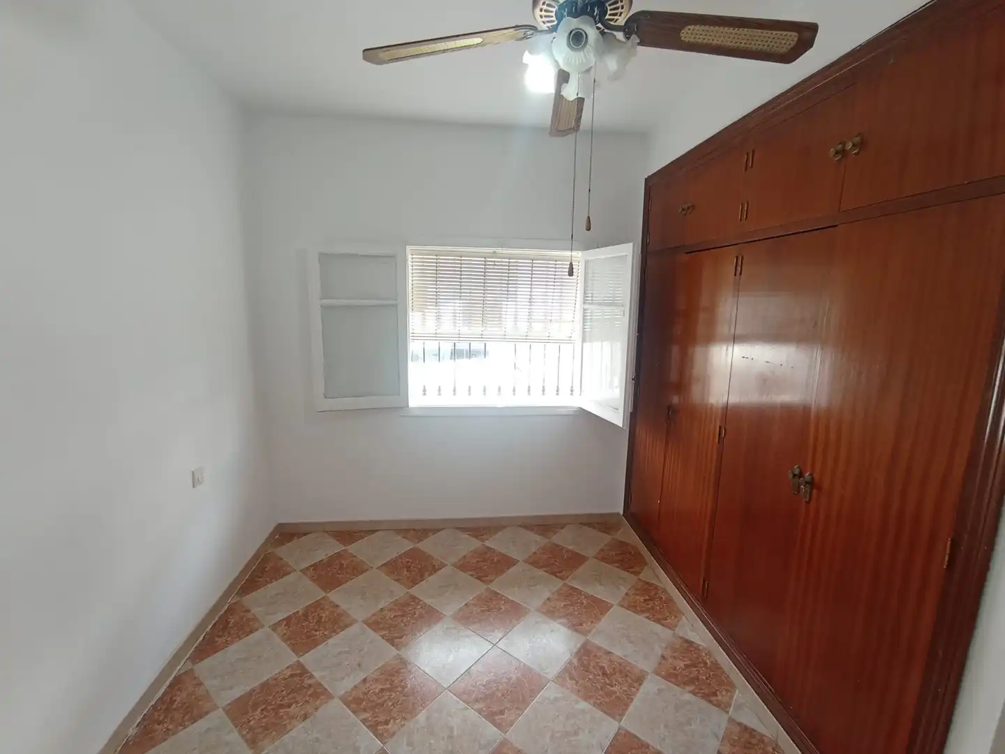 Bedroom of Houses for sale in Estación de Autobuses