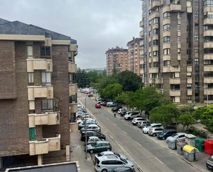 Vista exterior de Pis en venda en Valladolid Capital amb Calefacció, Jardí privat i Terrassa