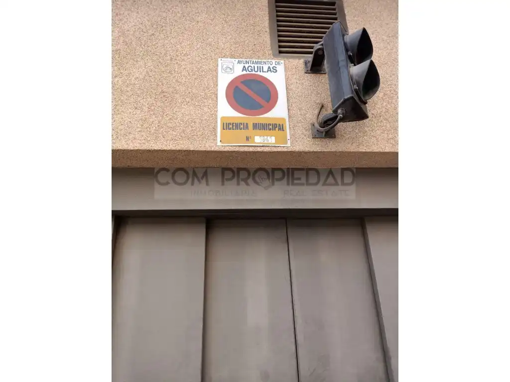 Vista exterior de Garaje en venta en Águilas