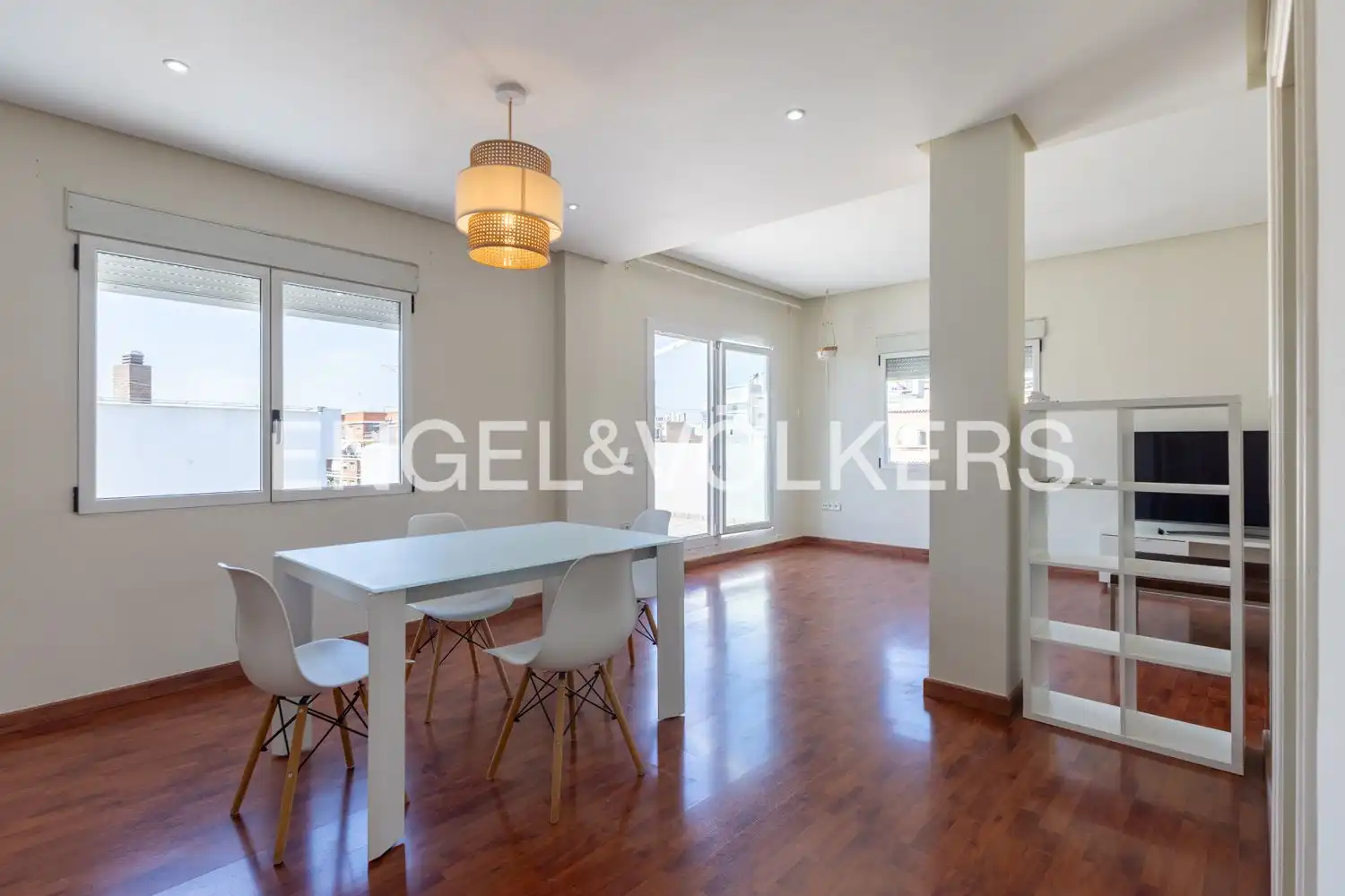 Comedor de Ático de alquiler en  Valencia Capital con Aire acondicionado, Calefacción y Parquet