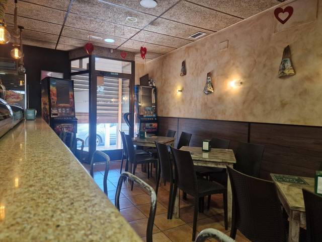 Local comercial en Alquiler en Ciutat Universitària