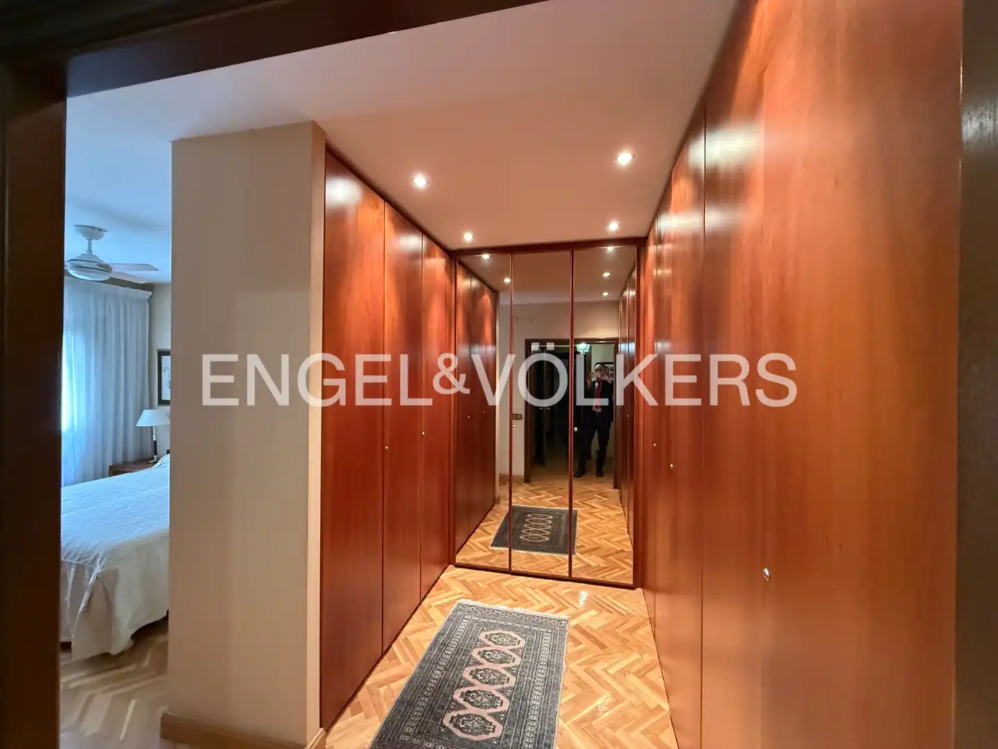 Piso en venta en Barcelona con Calefacción y Balcón