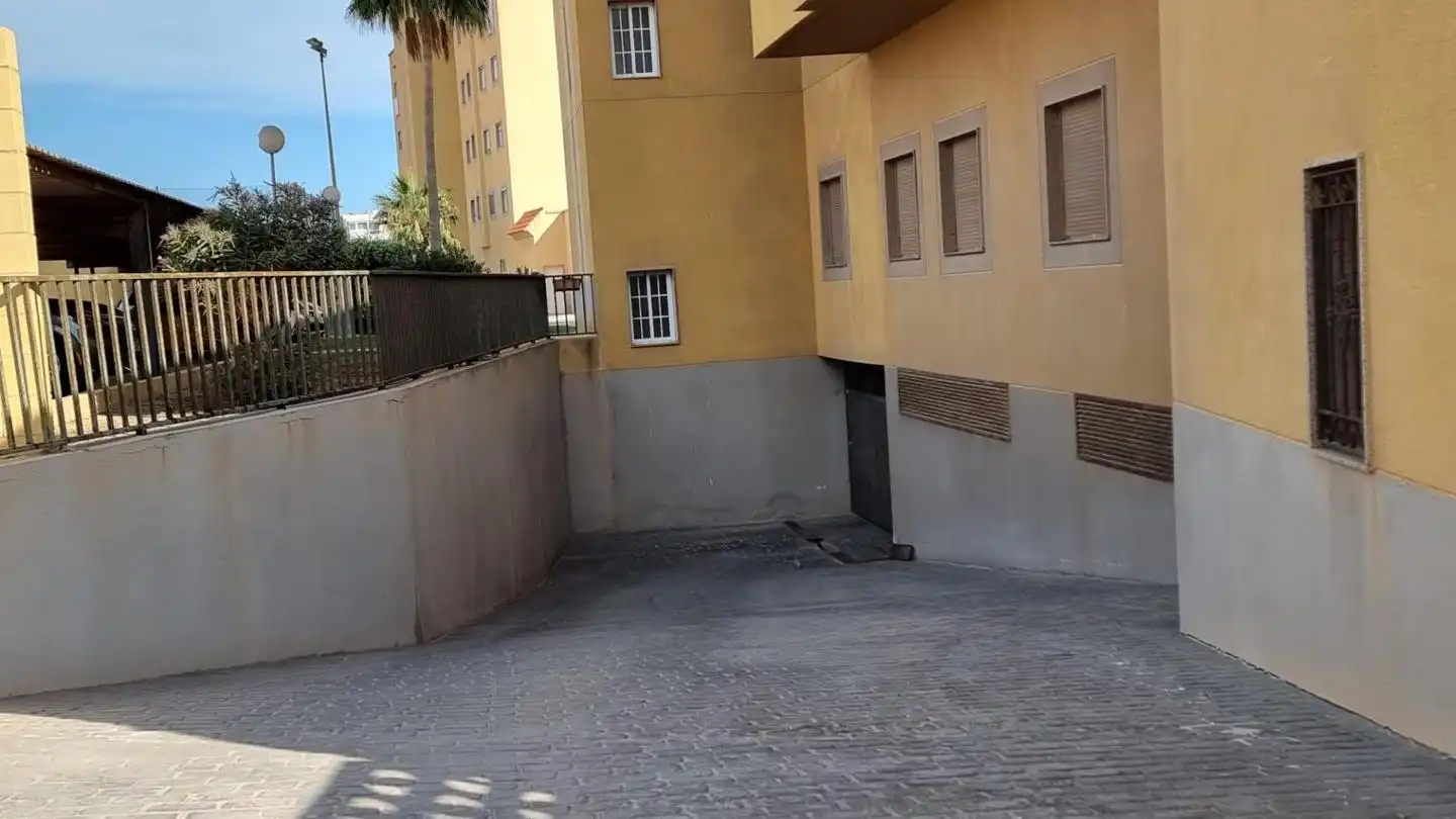 Exterior view of Garage for rent in Roquetas de Mar