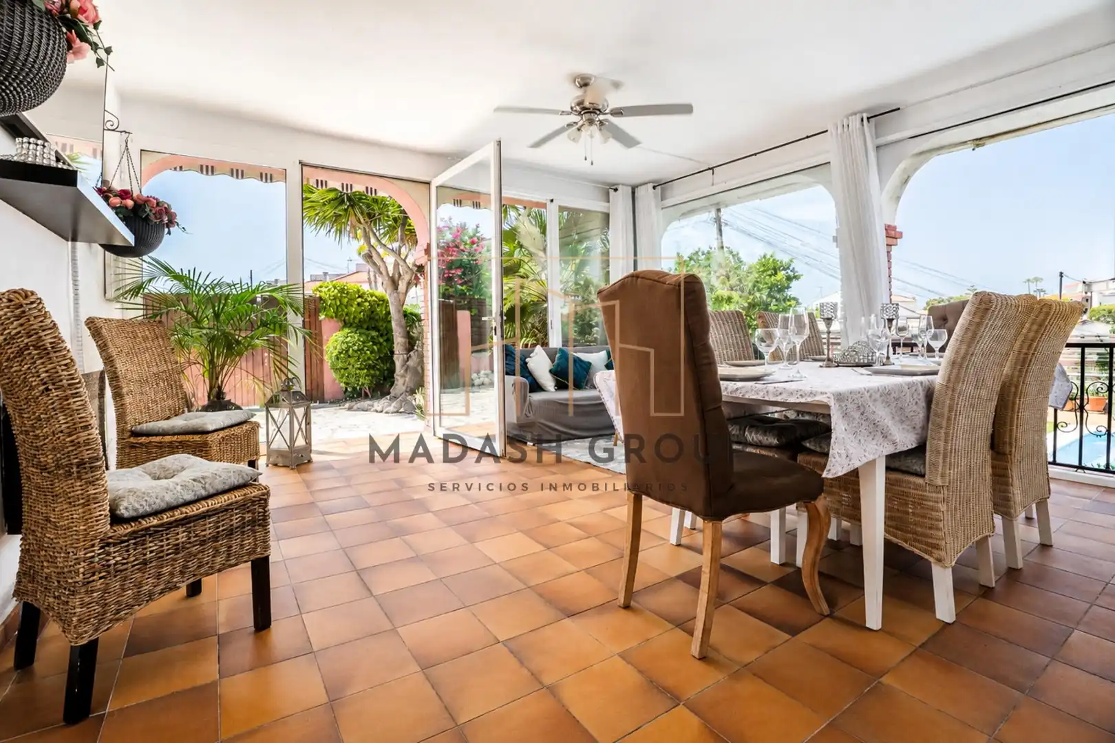 Terrassa de Casa o xalet en venda en Cunit amb Aire condicionat, Calefacció i Jardí privat