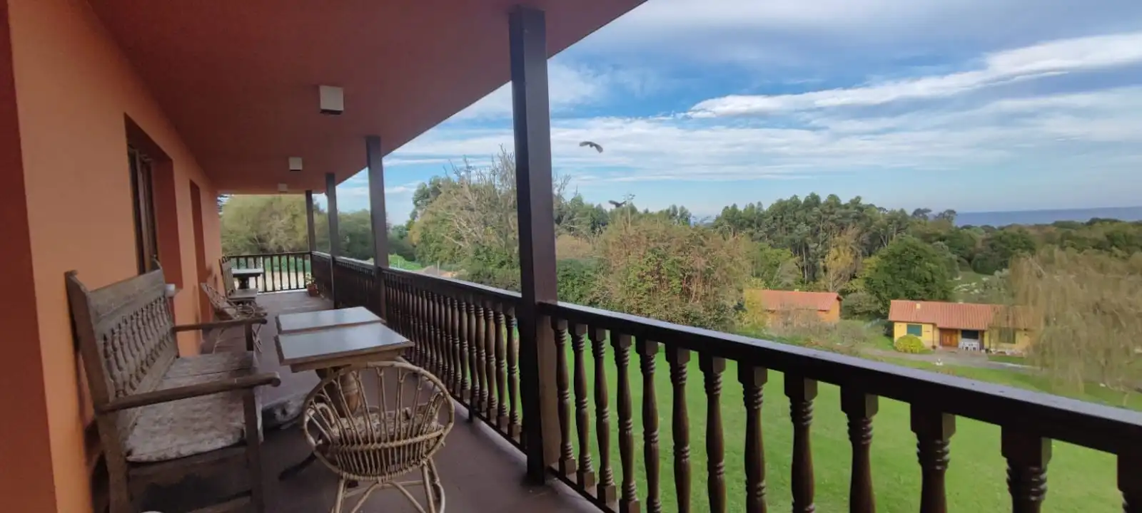 Terrasse von Country house zum Verkauf in Llanes mit Heizung, Privatgarten und Terrasse