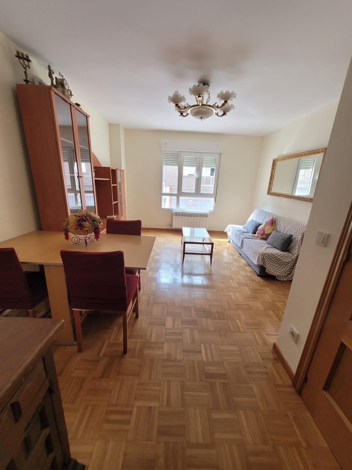 Sala d'estar de Pis en venda en Belorado amb Calefacció