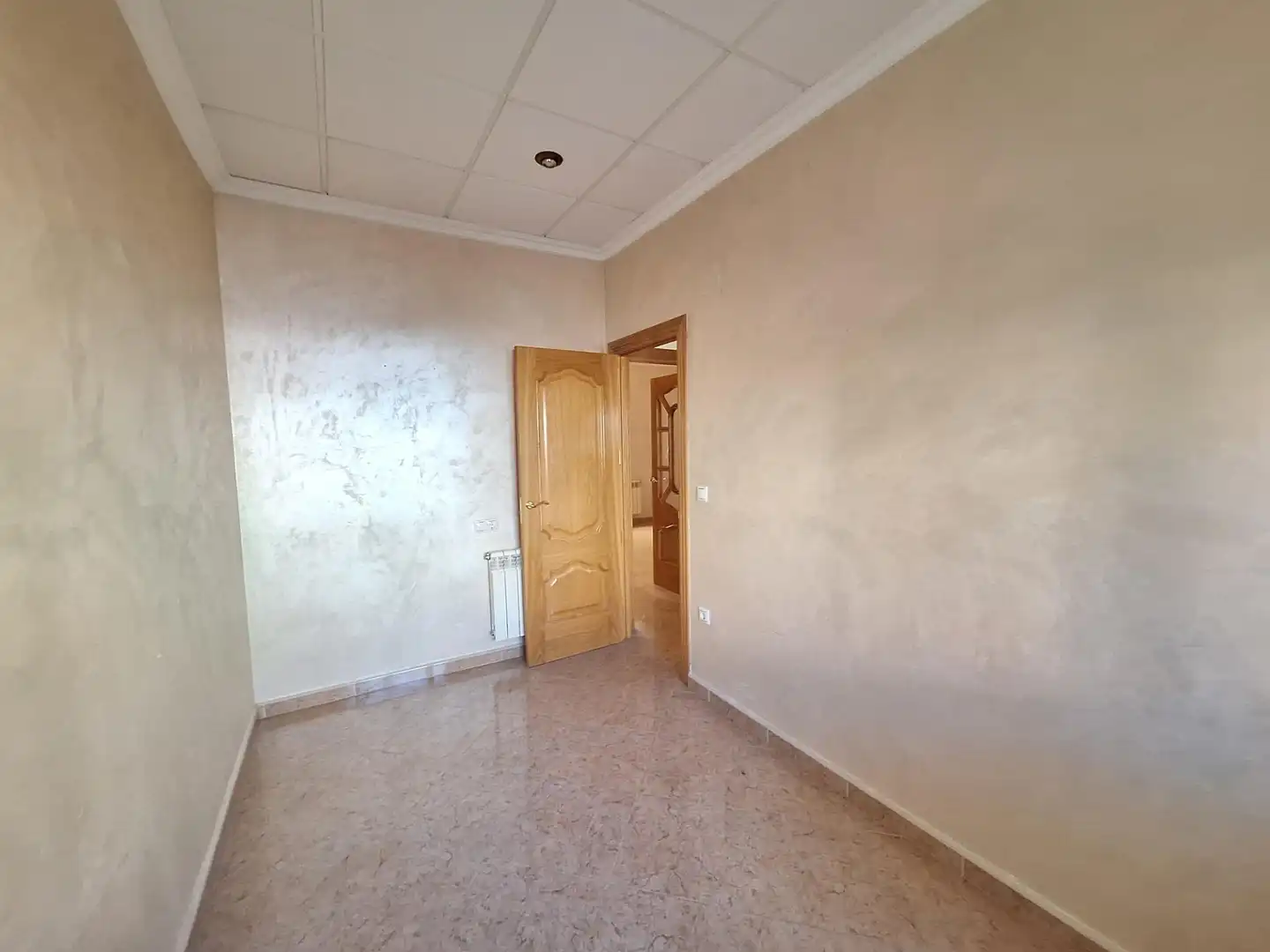 Casa o chalet en venta en Algueña con Calefacción, Balcón y Jacuzzi
