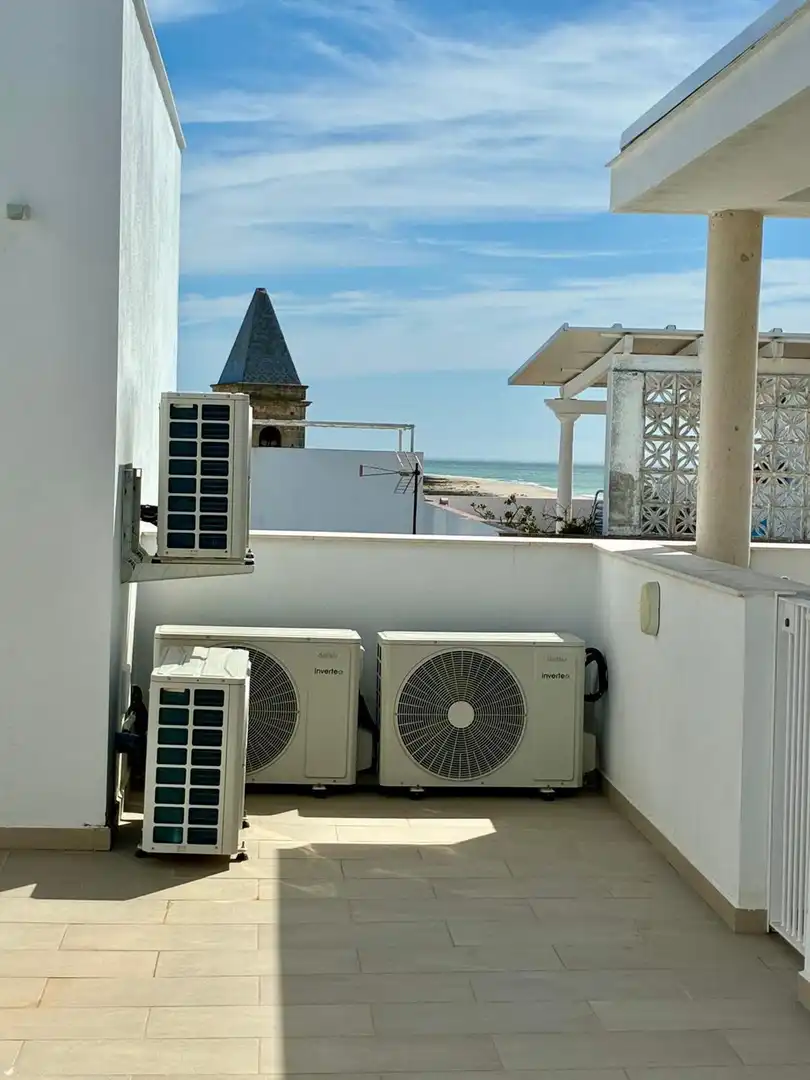 Vista exterior de Apartamento en venta en Conil de la Frontera con Aire acondicionado, Calefacción y Terraza