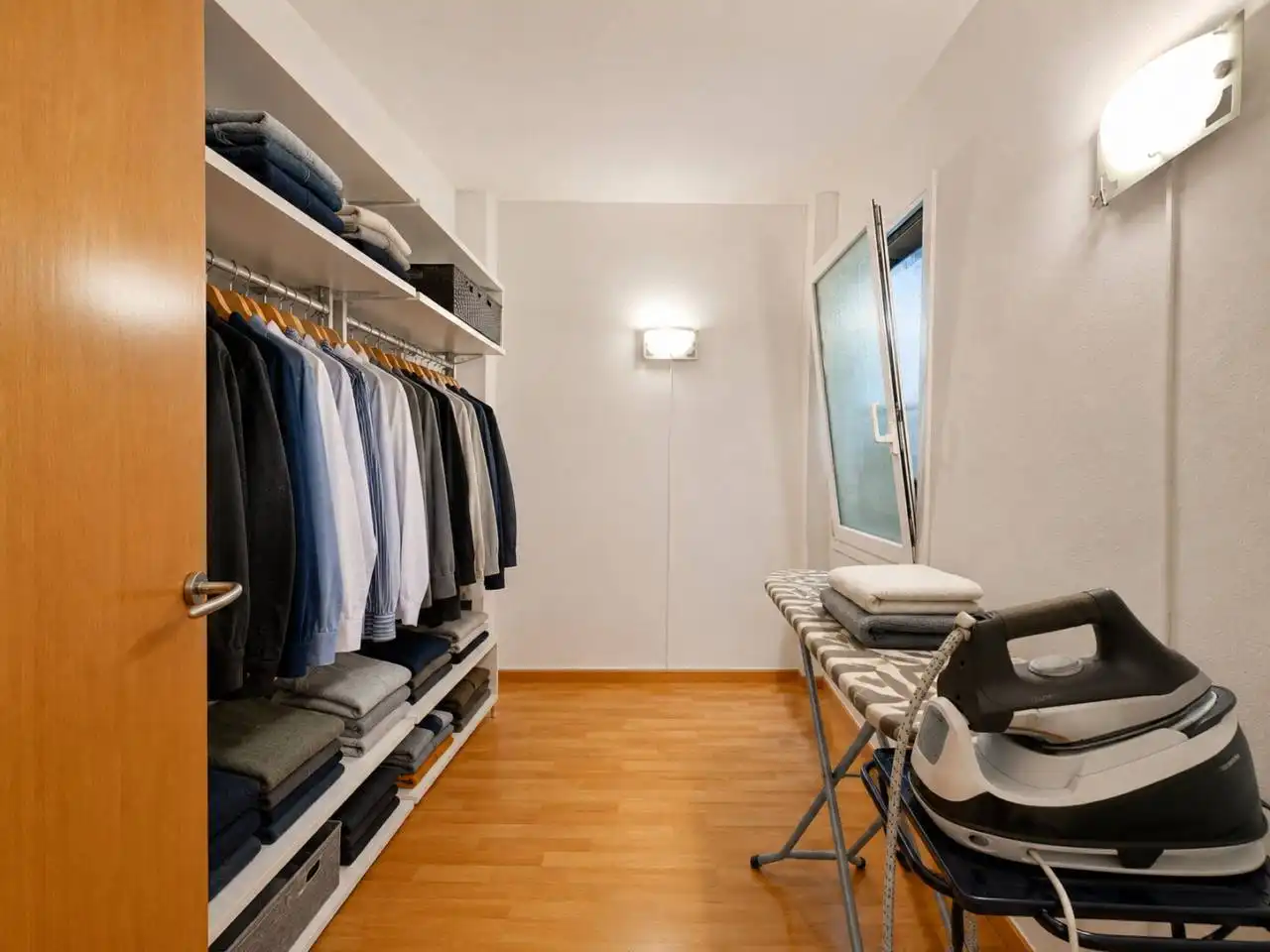 Flat for rent in Manresa  with Air Conditioner, Heating and Parquet flooring