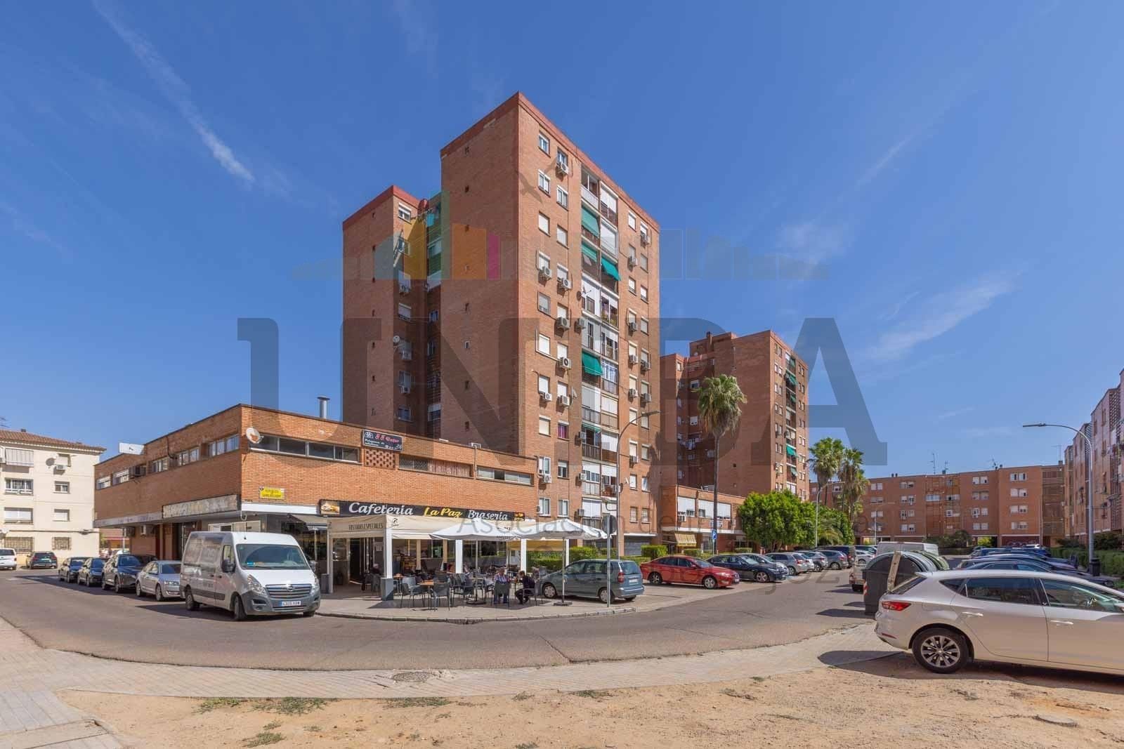 Exterior view of Flat for sale in Badajoz Capital  with Air Conditioner, Terrace and Balcony