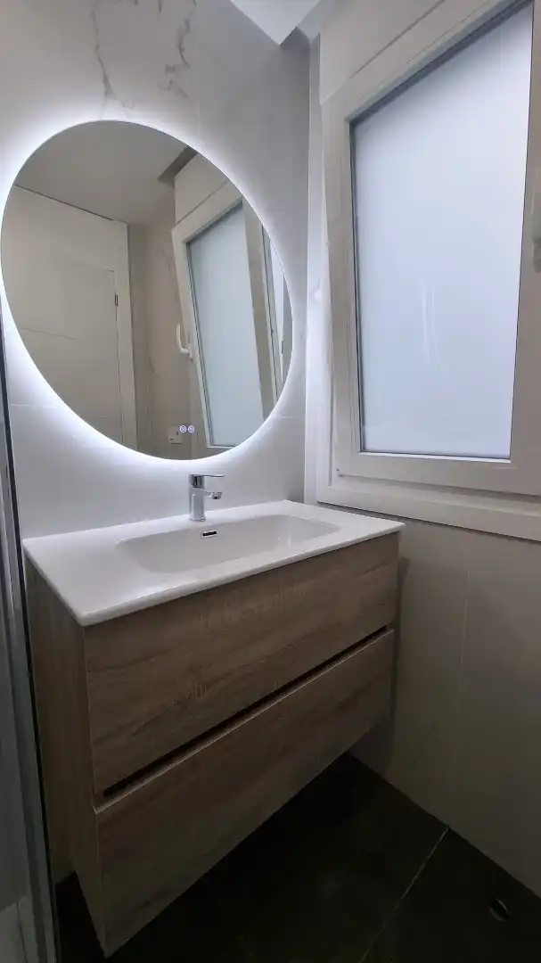 Baño de Piso en venta en Ribeira con Calefacción, Parquet y Trastero