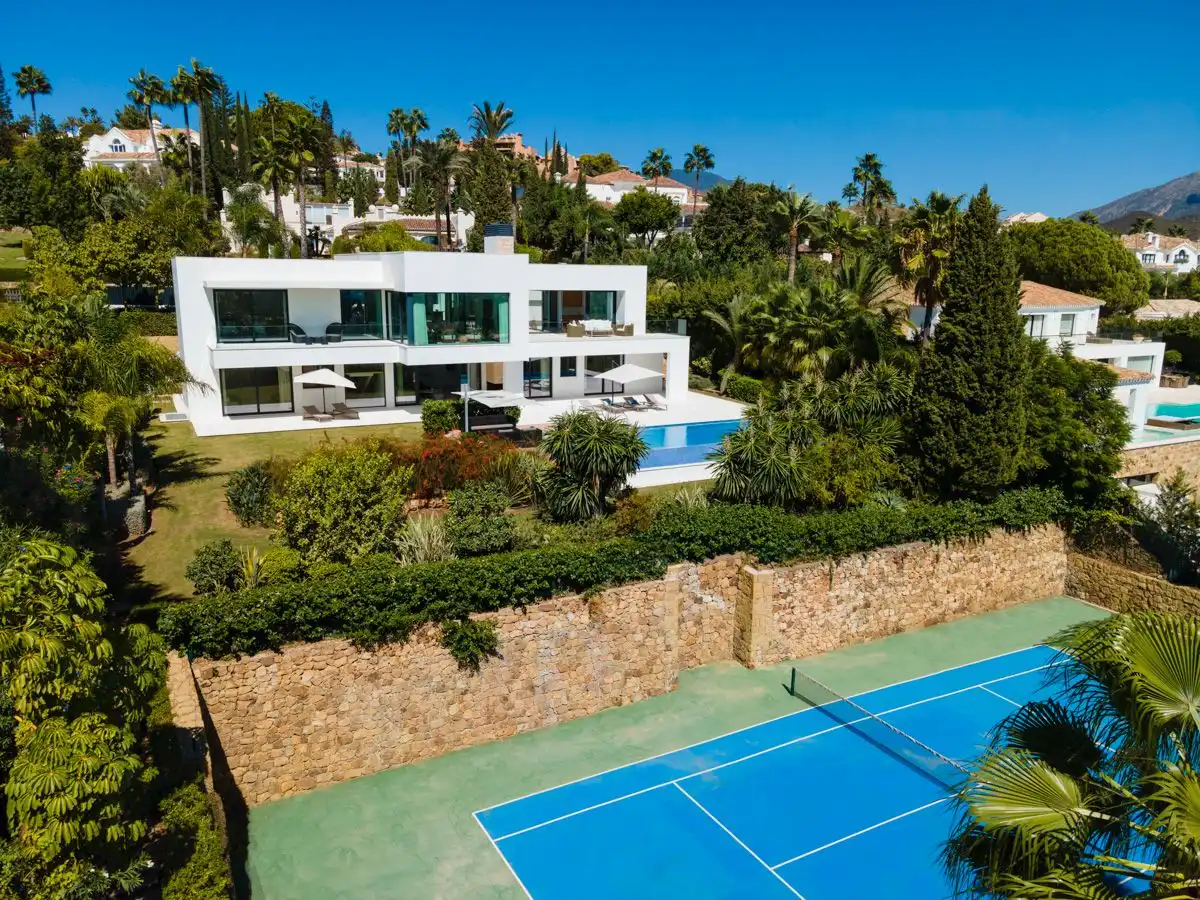 Haus mit Pool zum Verkauf in Nueva Andalucía