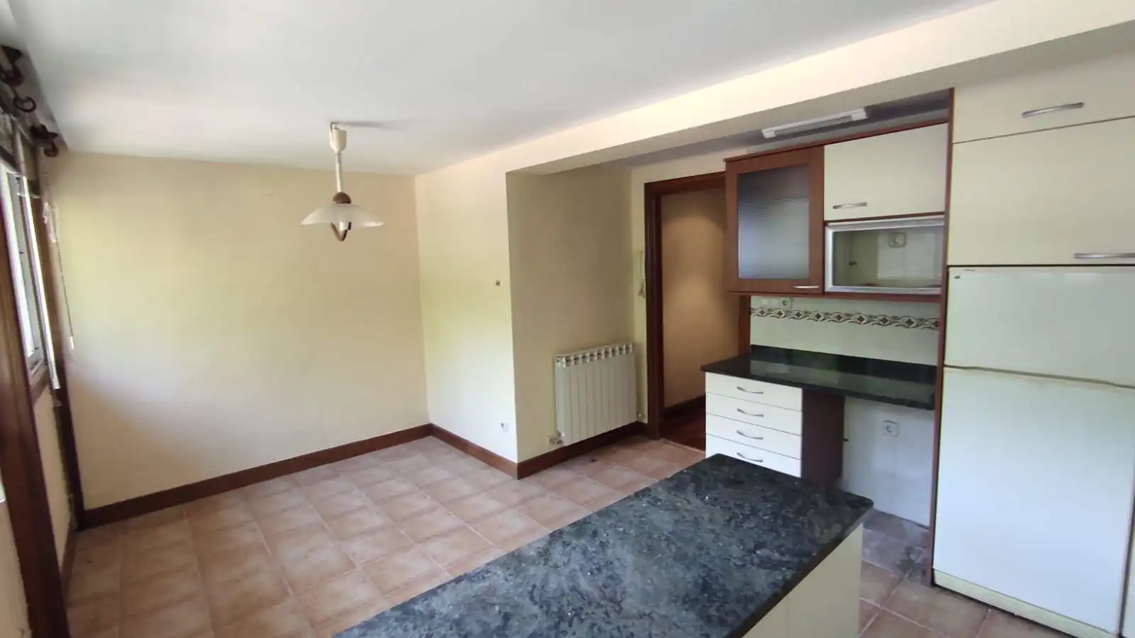 Cocina de Piso en venta en Eibar con Calefacción, Trastero y Horno