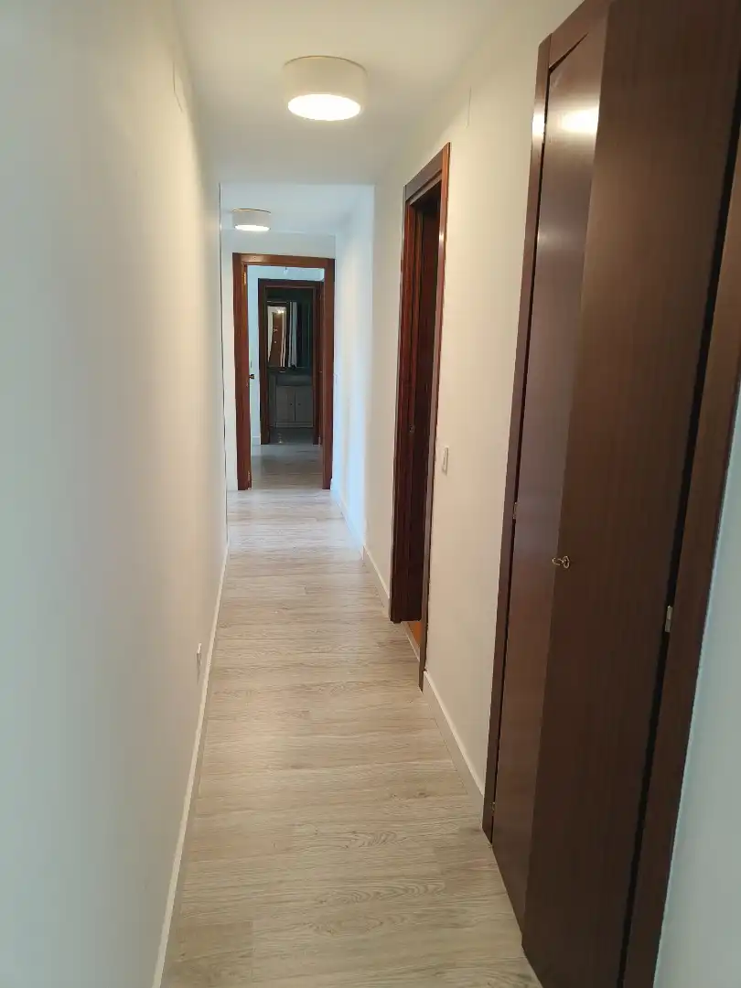 Wohnung zum Verkauf in Valladolid mit Privatgarten, Abstellraum und Schwimmbad